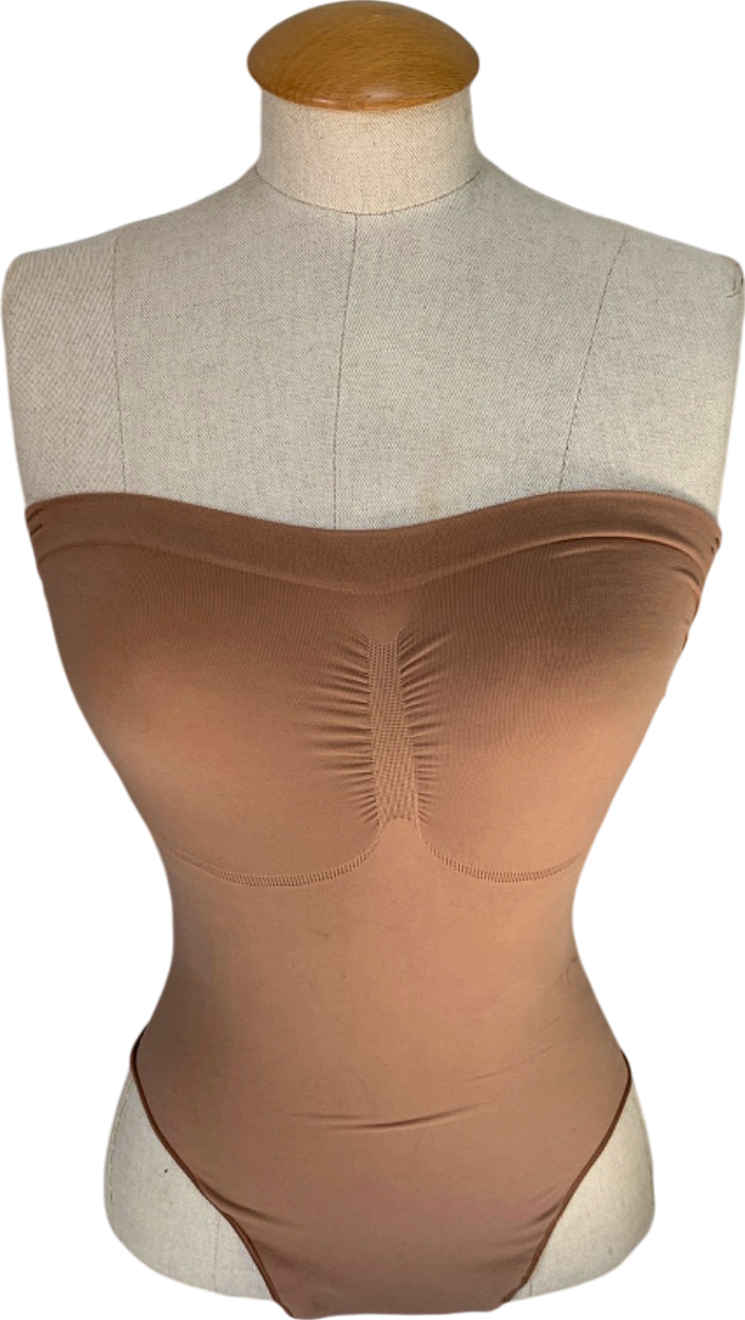 SKIMS Sienna Seamless Sculpt Strapless Thong Bodysuit UK M