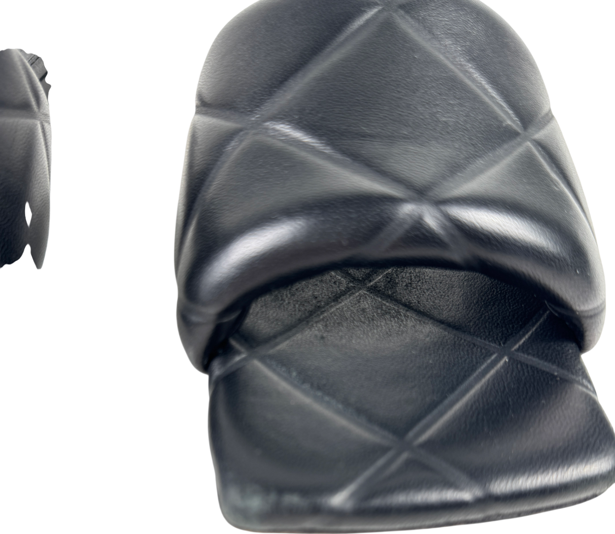 BOTTEGA VENETA Black Leather Woven Lido Flat Sandals UK 7 EU 40 👠