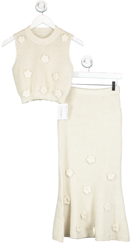 Cider Cream Embroidered Floral Knit Vest And Maxi Skirt Set UK XS