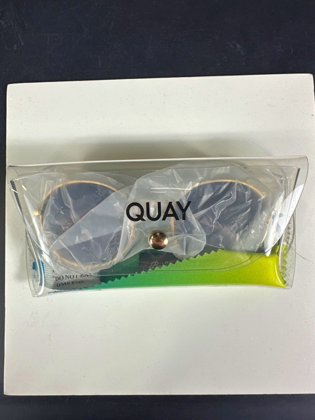 QUAY Australia "Mod Star"  Gold Sunglasses with case