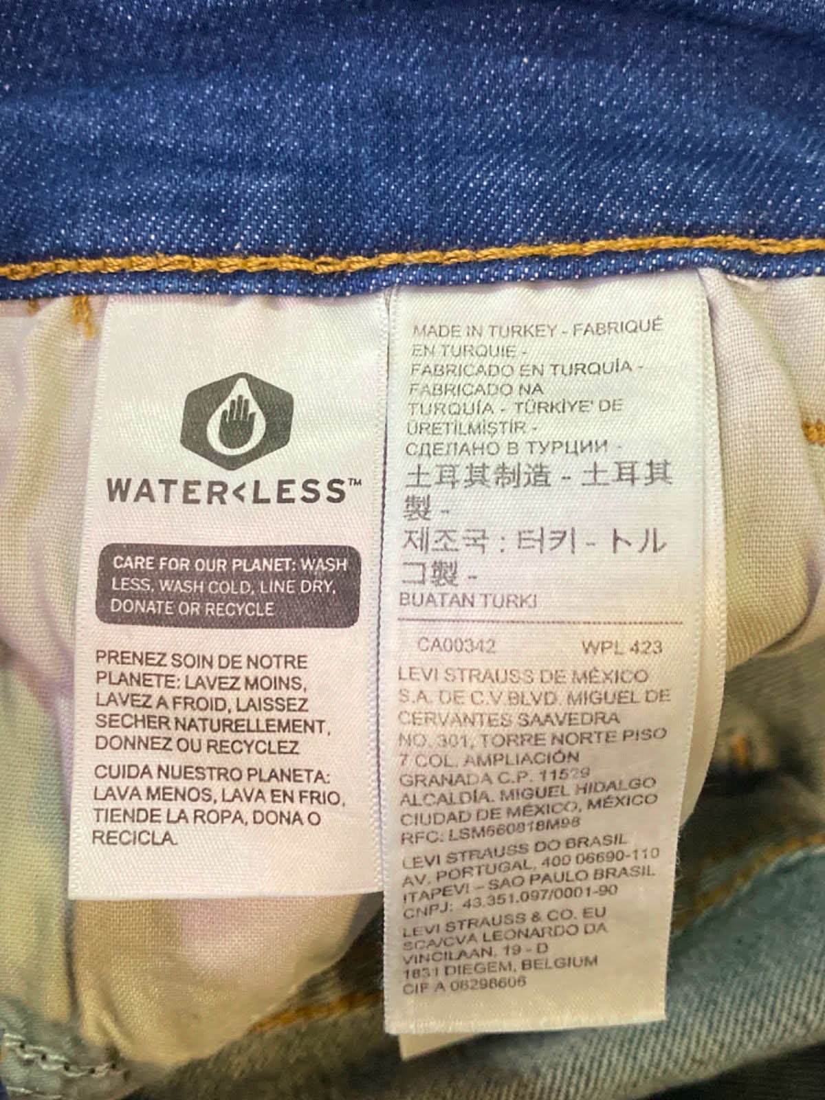 Levi's Blue 724 High-Rise Slim Straight Jeans W28