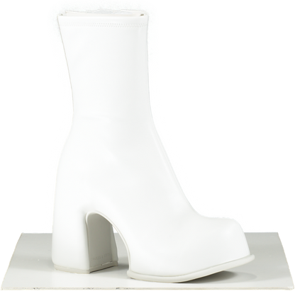 Charles & Keith White Pixie Platform Ankle Boots UK 7 EU 40 👠
