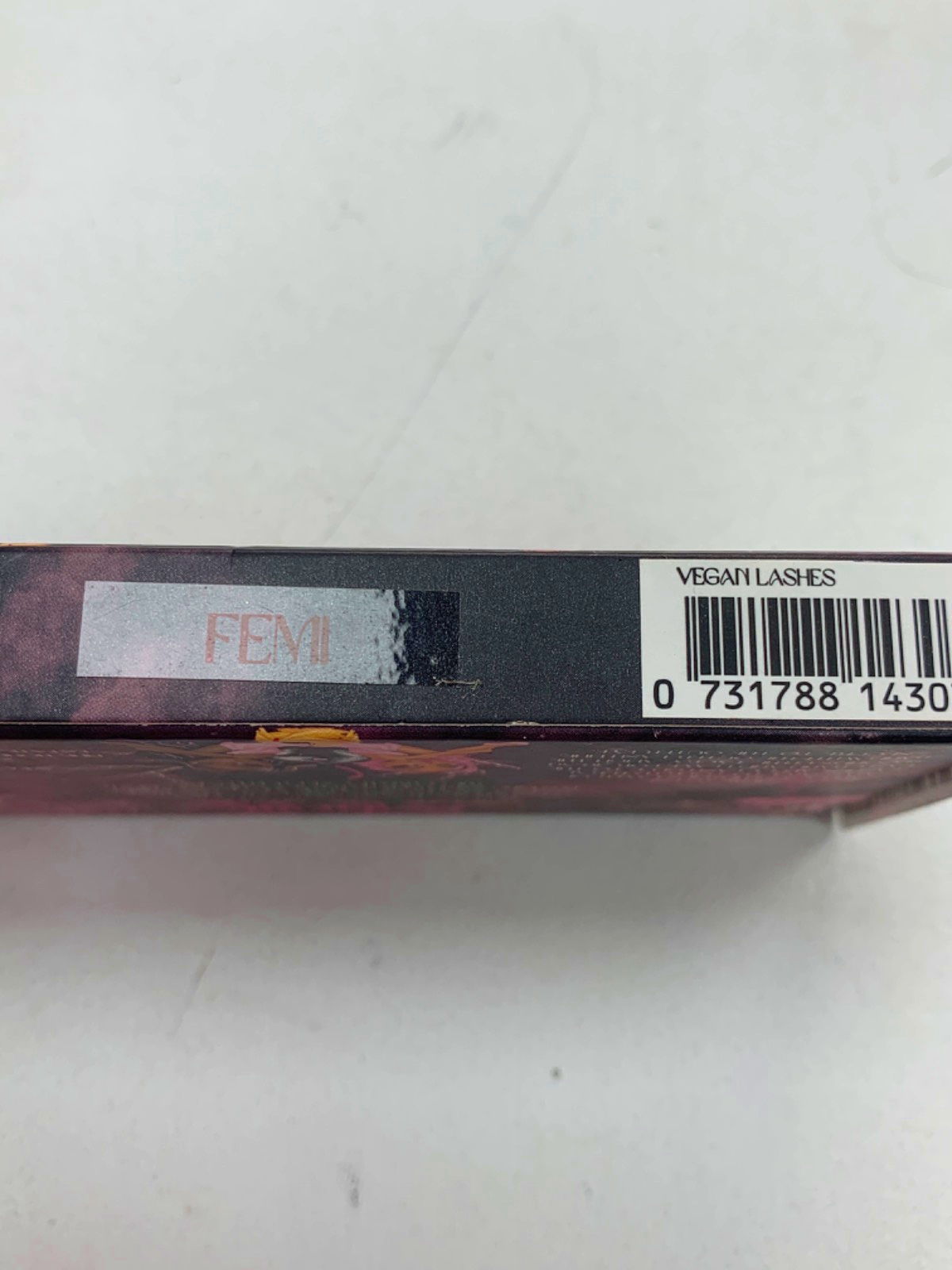 The Devil Eyelashes Pink Honey