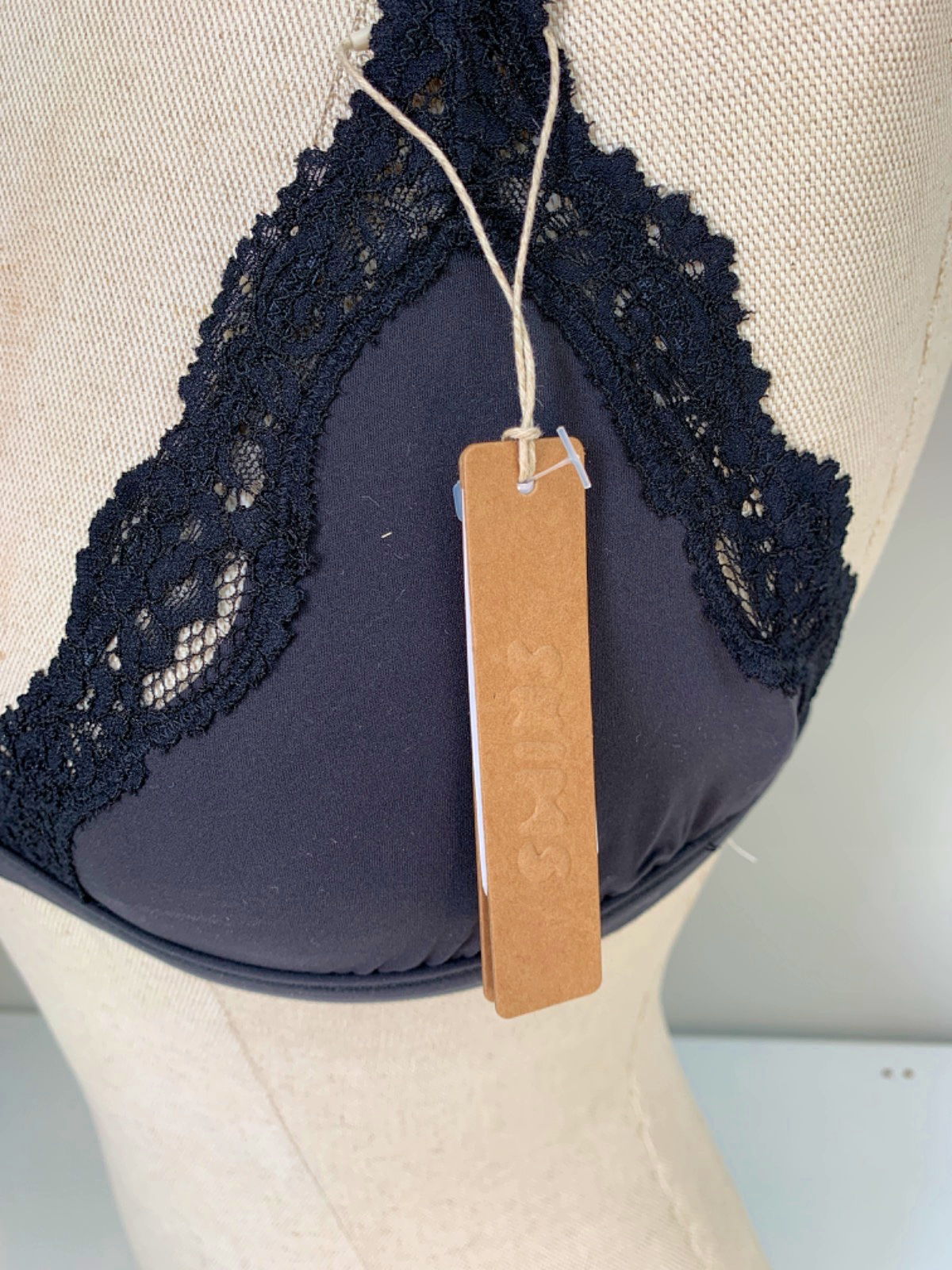 SKIMS Onyx Fits Everybody Lace Triangle Bralette UK XXL