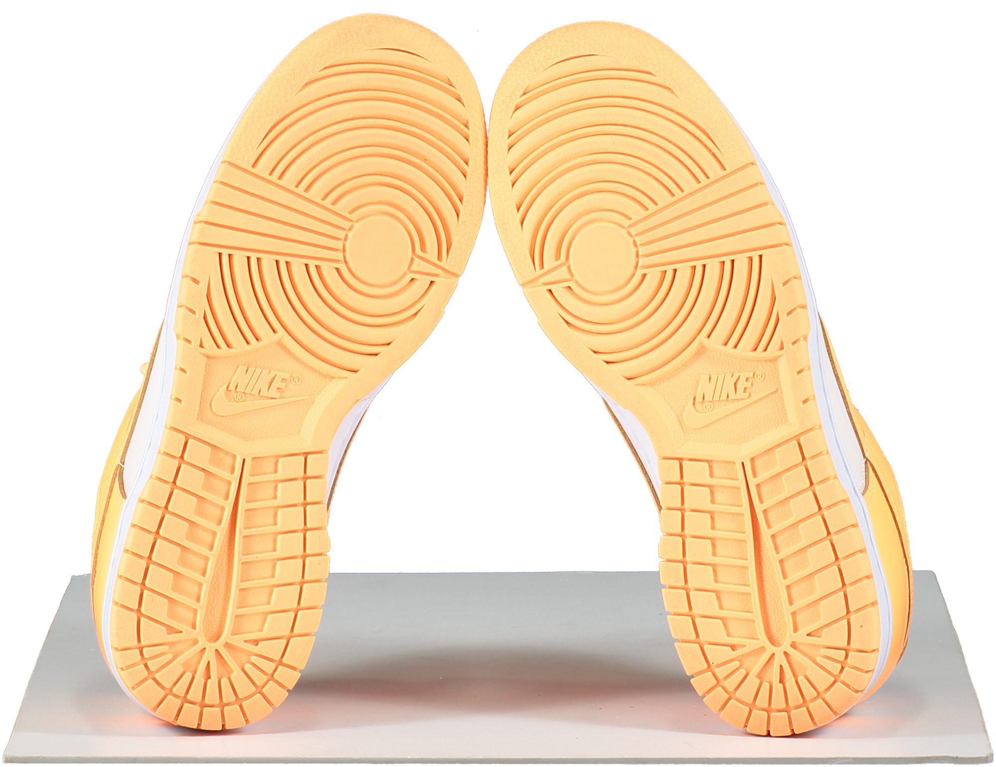 Nike Dunk Low Peach Cream Trainers UK 5.5 EU 38.5 👠