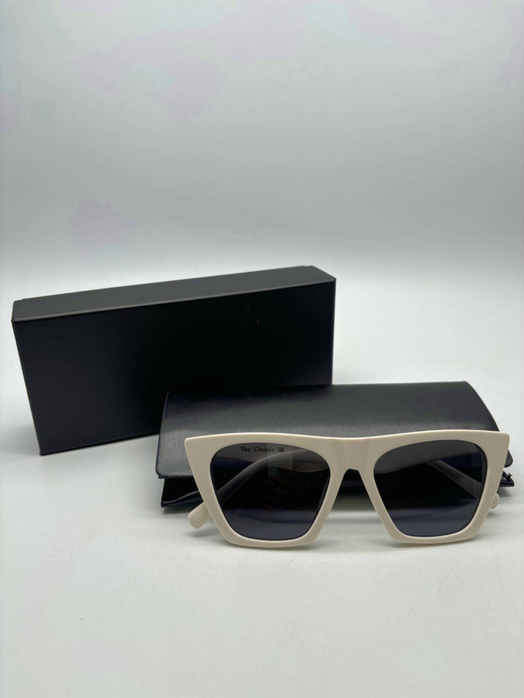 Past Midnight White The Classic 01 Sunglasses One Size