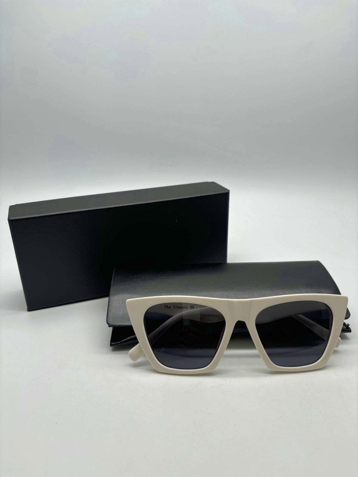 Past Midnight White The Classic 01 Sunglasses One Size