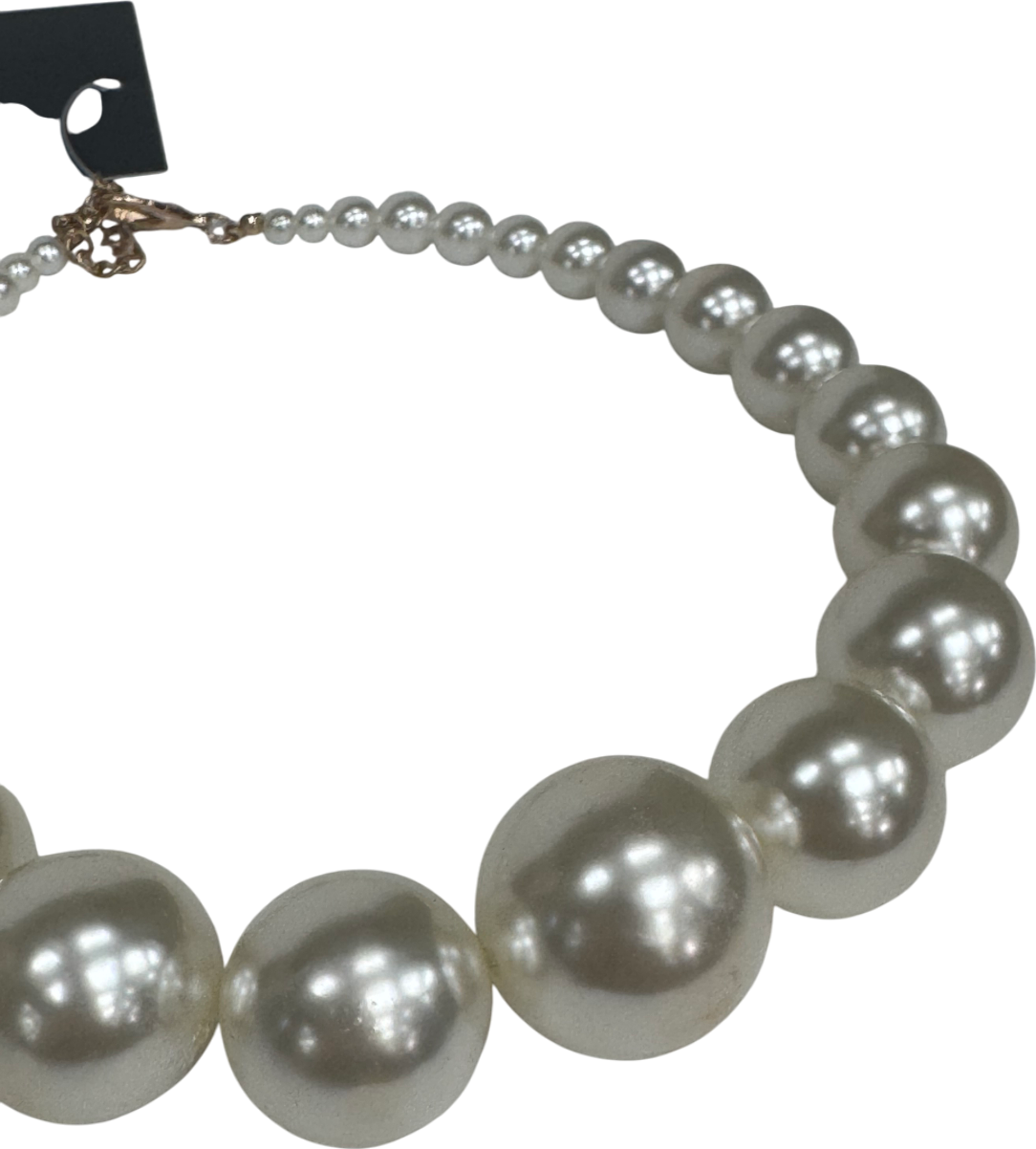 Metallic Pearl Necklace One Size