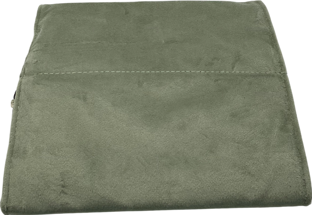 The Flat Lay Co. Makeup Box Bag - Sage Green Velvet0124jfea51725anon One Size