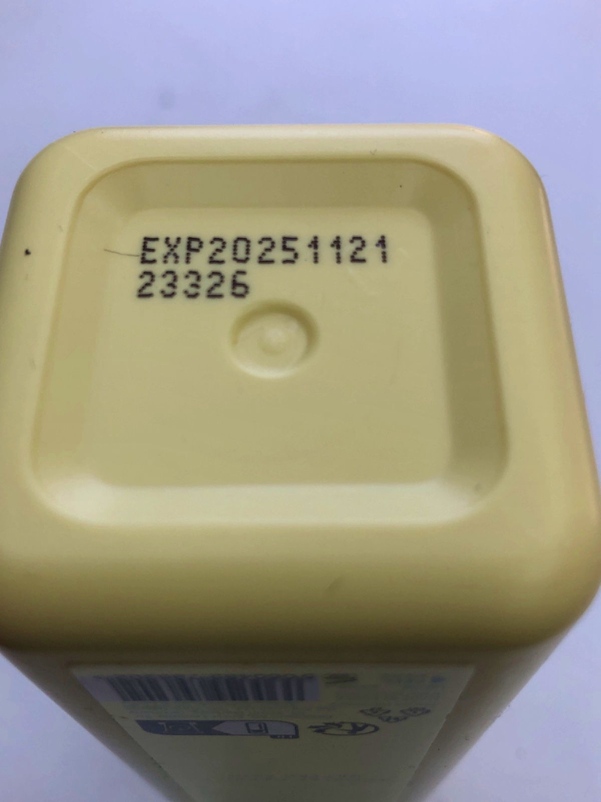 BYOMA Milky Moisture Cleanser Yellow 175ml