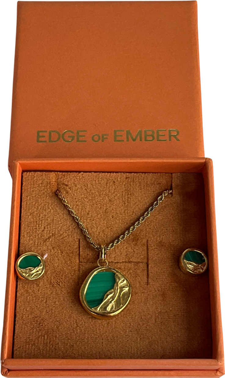 Edge Of Ember Green Victoria Malachite Necklace and Earrings Set