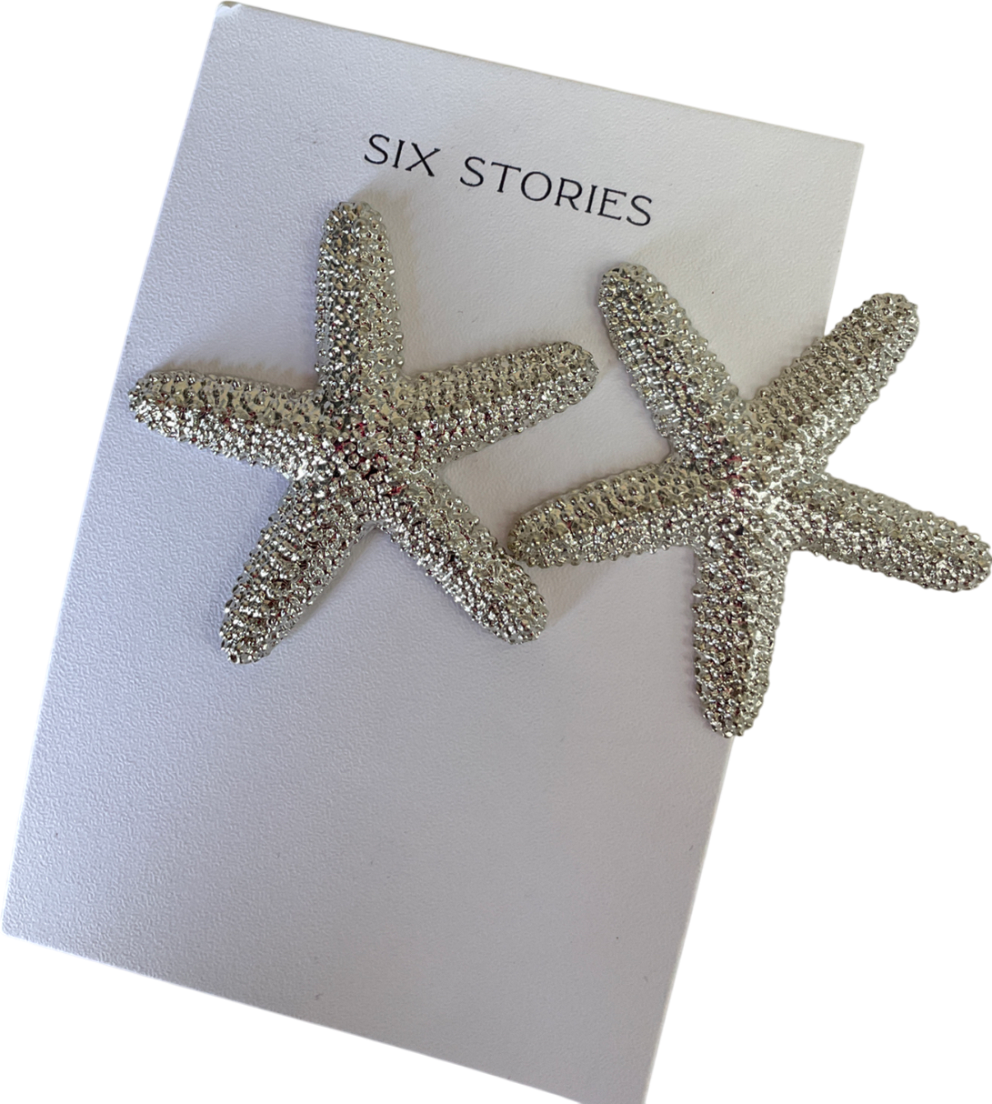 six stories Metallic Starfish Earrings