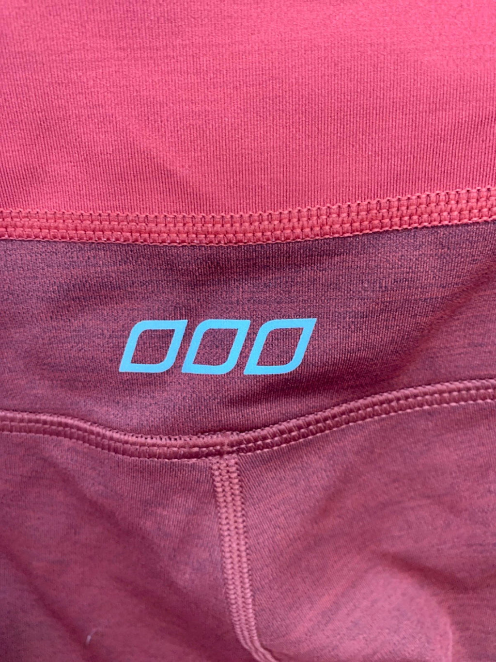 Lorna Jane Burgundy 2-piece Athletic Set UK S