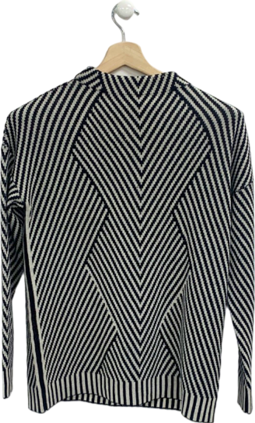 Karen Millen Black and White Chevron Patterned Sweater UK M