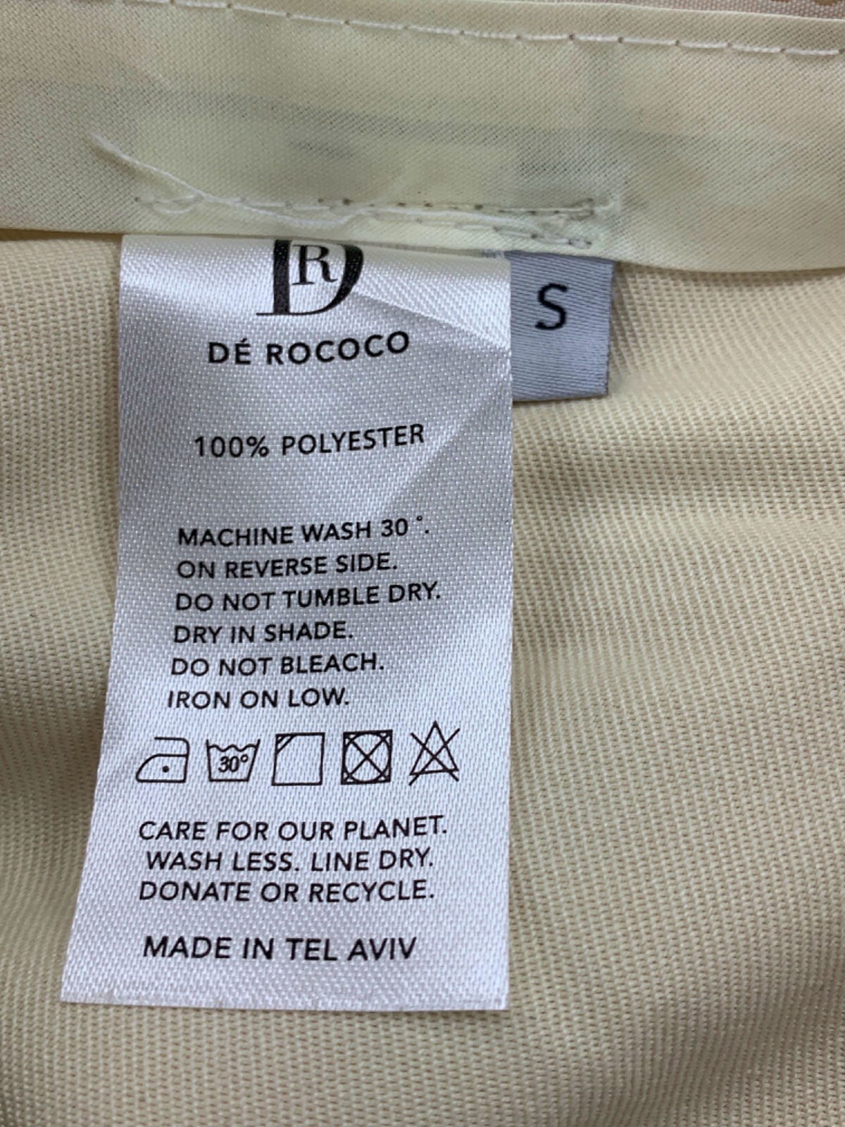 De Rococo Beige Pleated Shorts UK S