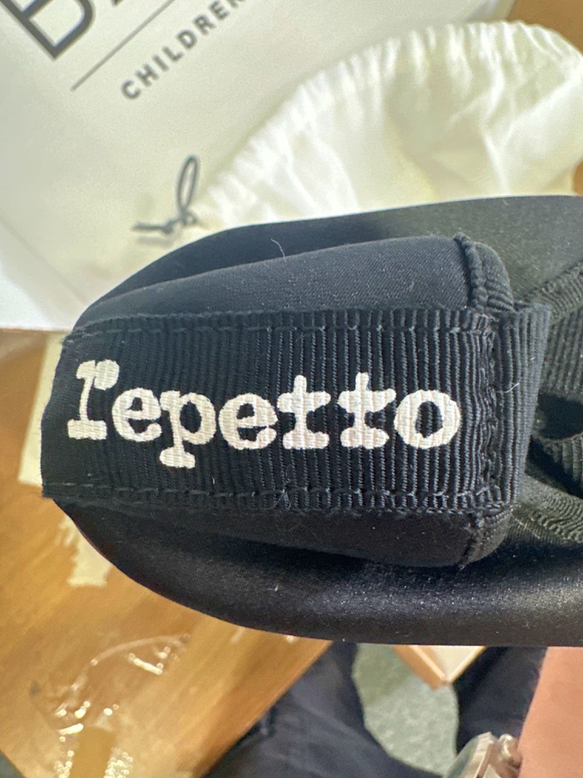 Repetto Black GIANNA BALLET FLATS - SATIN  UK 6 EU 39 👠