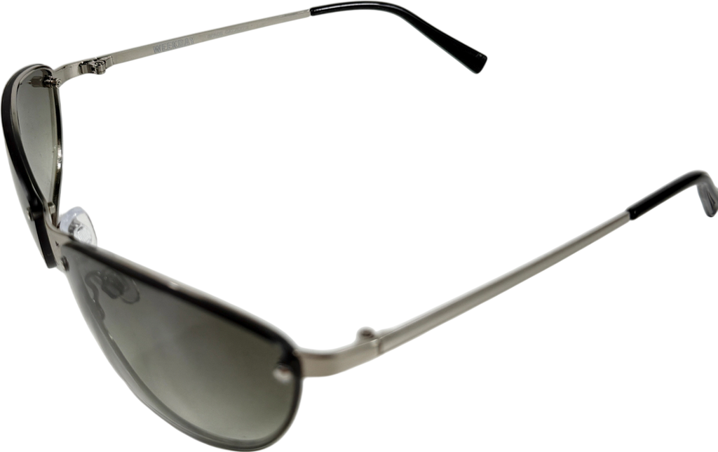Weekday Green Oval Metal Frame Unisex Sunglasses One Size