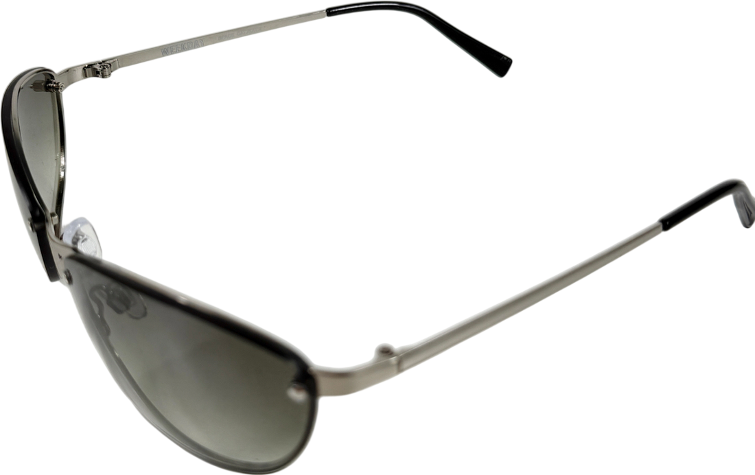 Weekday Green Oval Metal Frame Unisex Sunglasses One Size
