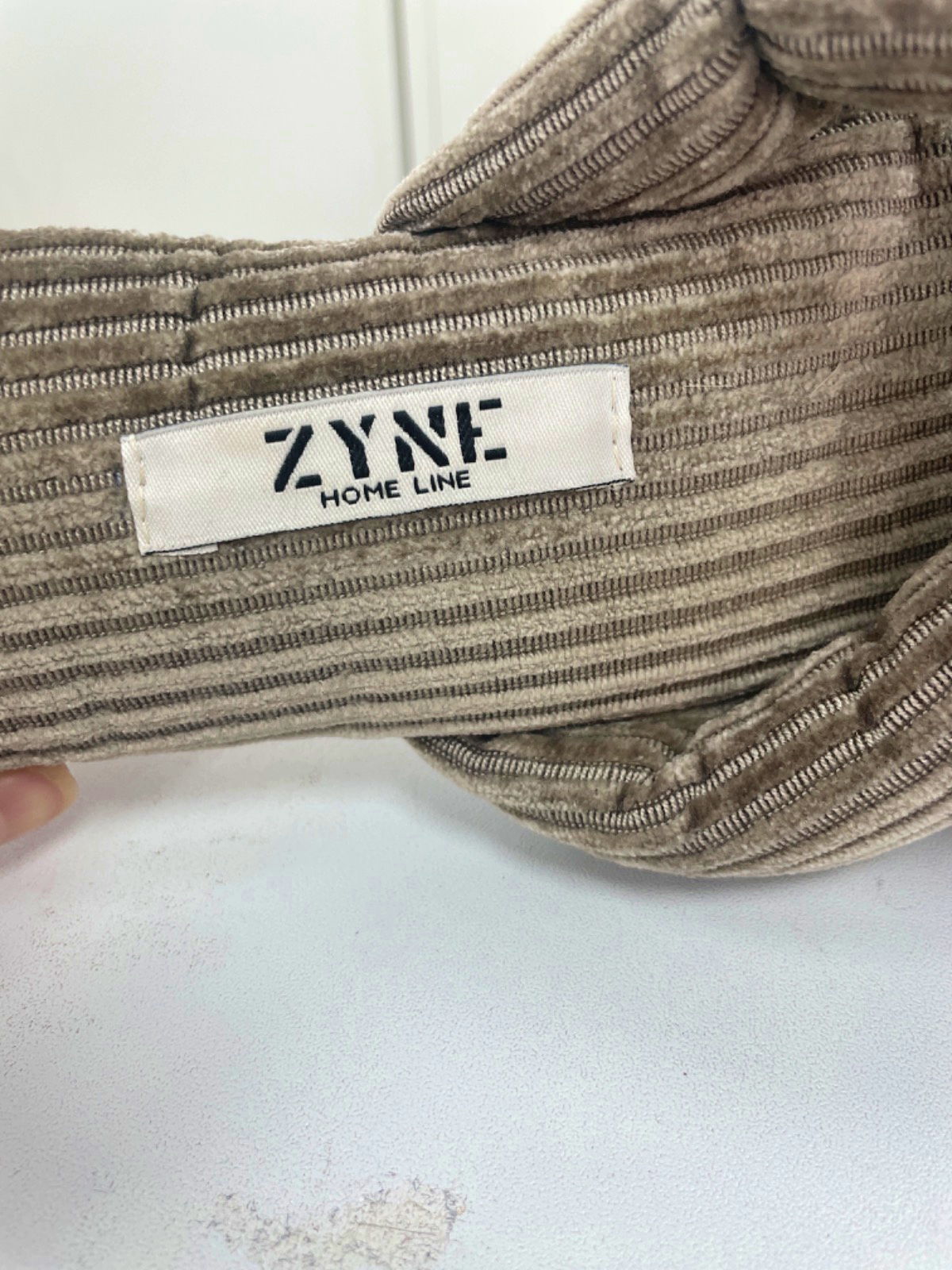 Zyne Beige Homeline Slippers UK 8