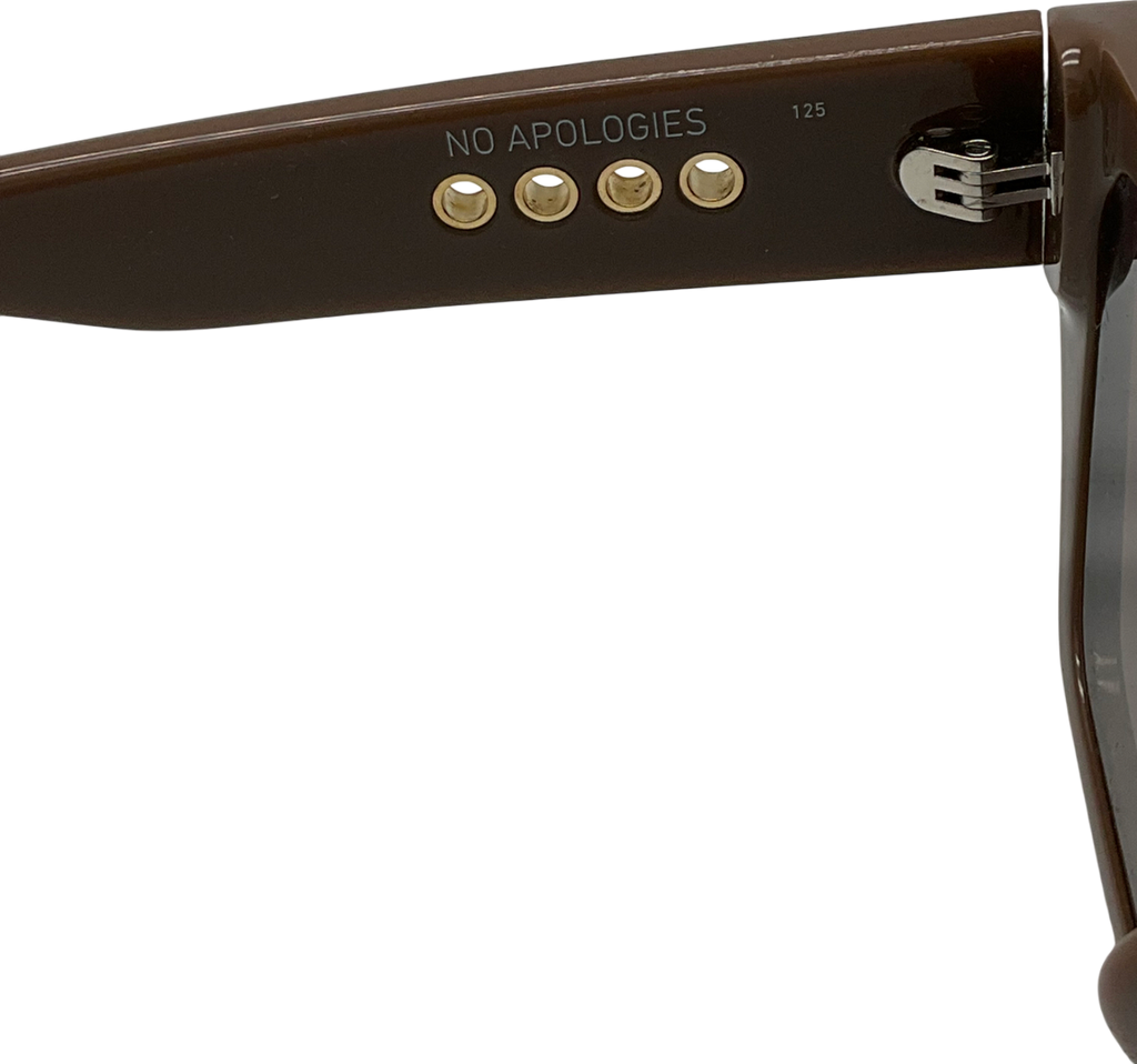 QUAY Brown No Apologies Unisex Sunglasses In Original Case One Size