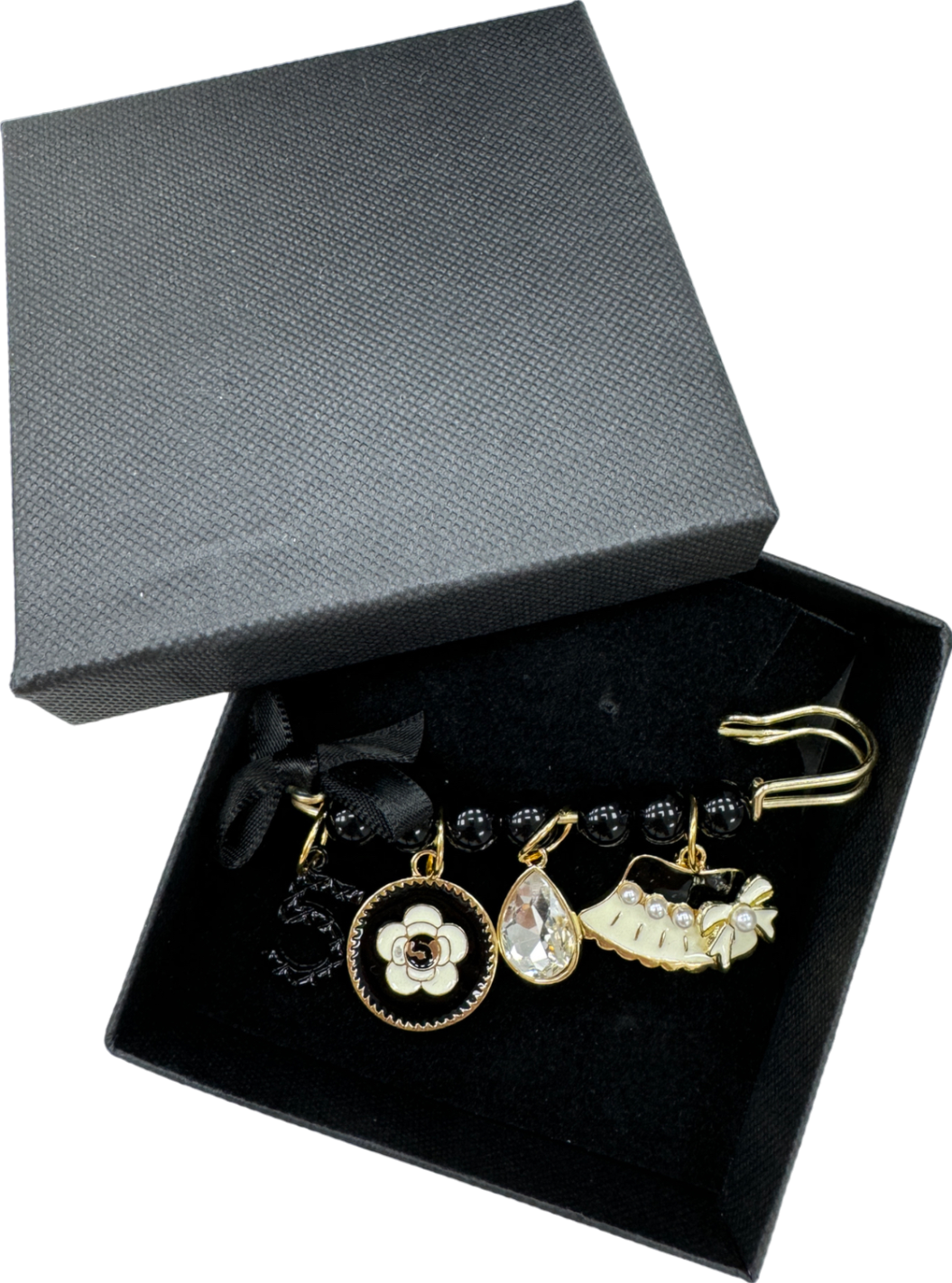 No.5 Black Charm Detail Brooch In Gift Box One Size