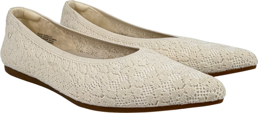 Vivaia Cream Pointed-toe Ballet Flats UK 7.5 EU 40.5