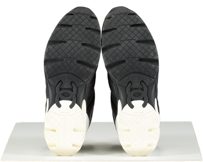 Chanel Black / White Coco Mark Leather Cc Logo Sneakers Trainers UK 5.5 EU 38.5 👠
