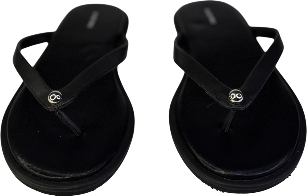 Alias Mae Black / Silver Leather Toe Thong Sandals UK 6 EU 39 👠