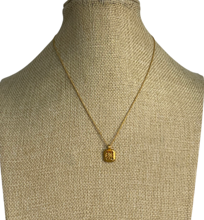 Missoma Yellow Mini Star Ridge Pendant Necklace UK S