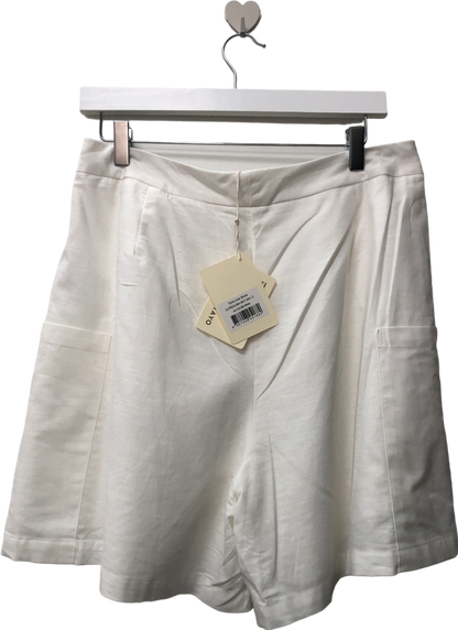 pepper mayo White Tiona Linen Shorts UK 12