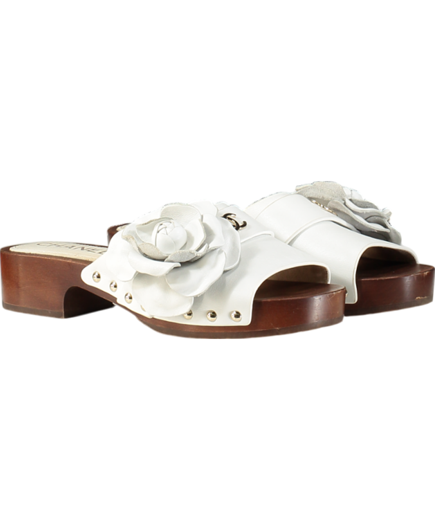 CHANEL White Calfskin Camellia Clogswith Silver “CC” Logo  UK 2 EU 35 👠