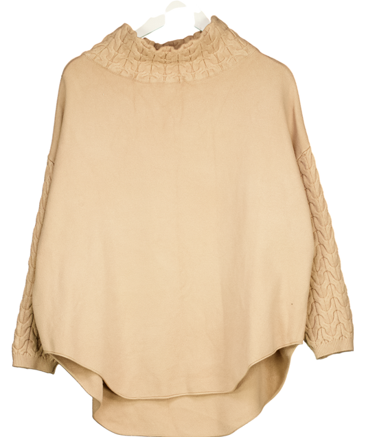 Y London Tanya – Cable Knit Turtleneck Sweater In Beige No Size