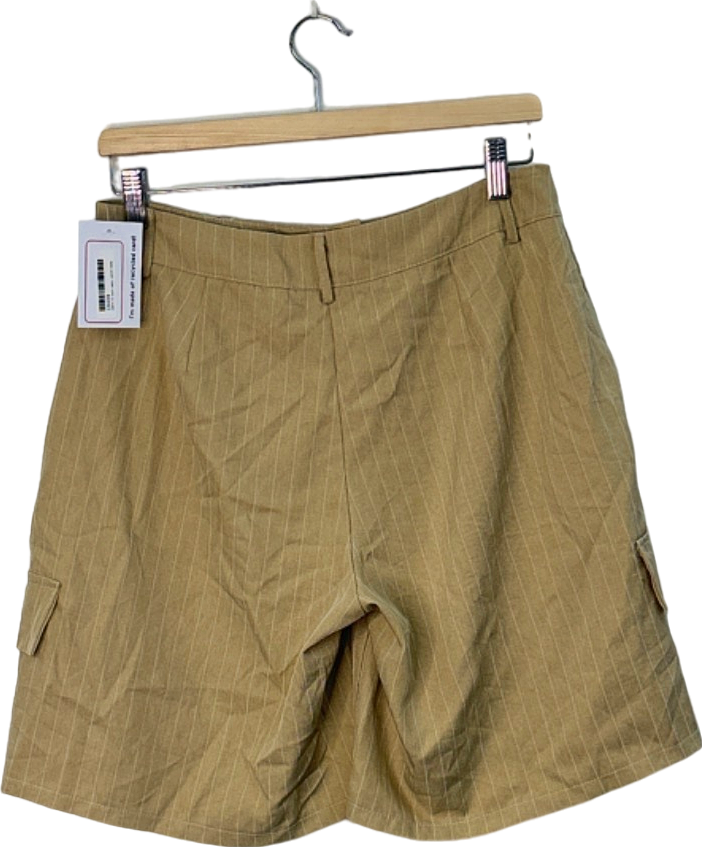 Boohoo Beige Cargo Shorts UK 10
