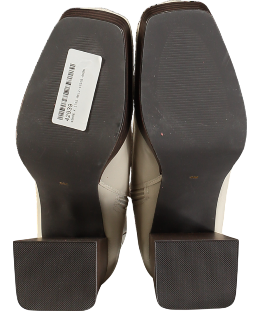 Coconuts by Matisse Cream Duke Platform Bootie In Bone UK 6.5 EU 39.5 👠