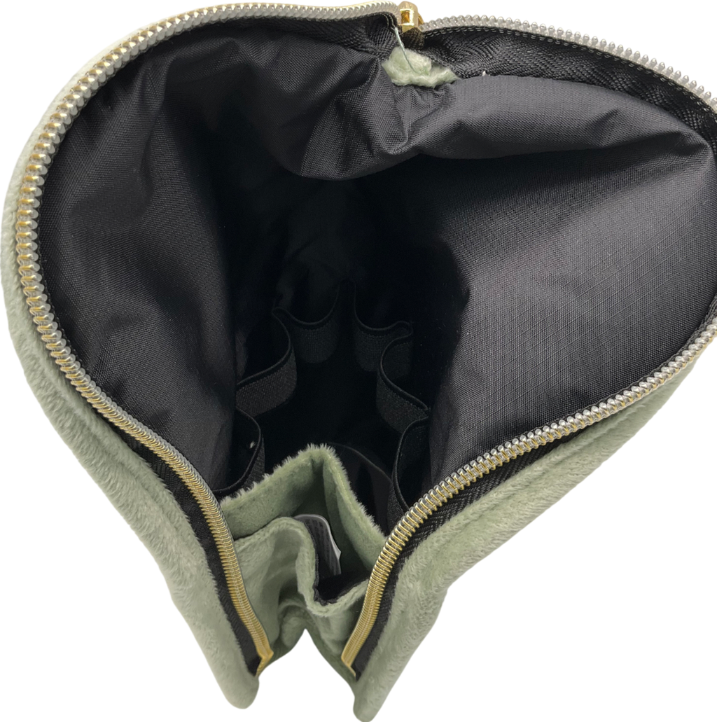 The Flat Lay Co. Standing Brush Case - Green Velvet One Size