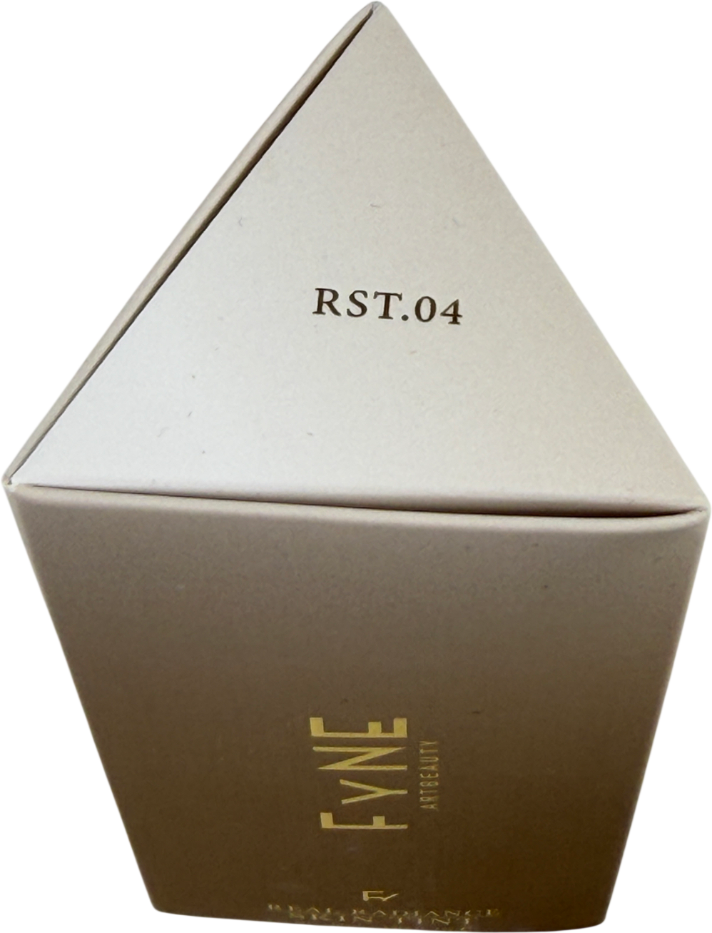 FYNE Real Radiance Skin Tint 04 30ml