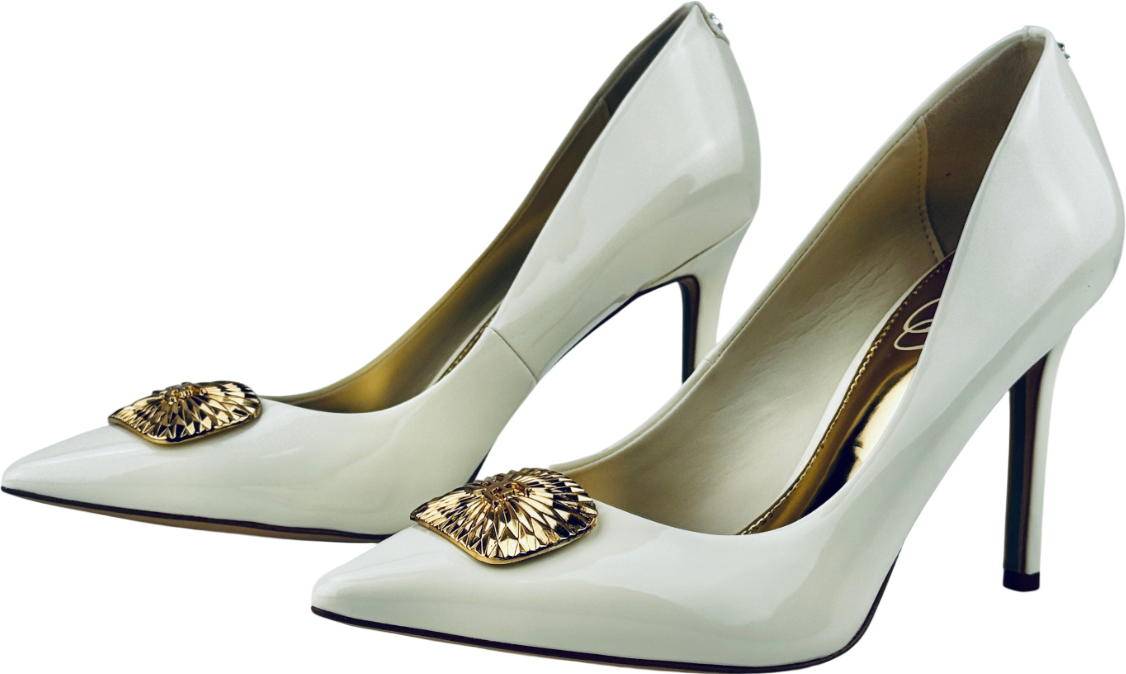 SAM EDELMAN Ivory White / Gold Hazel Radiant Embellished Faux Patent Leather Heels Us8 UK 6 EU 39 👠