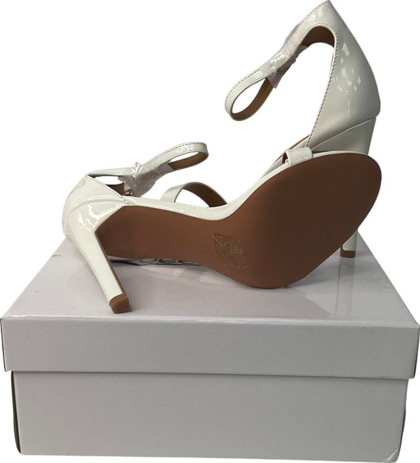 queen lina White Ankle Strap Heels UK 3 EU 36 👠