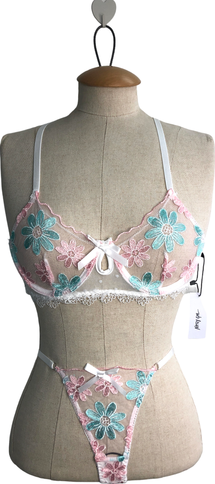 Nasty Gal White Floral Embroidered Scallop Underwire 3pc Lingerie Set UK 8