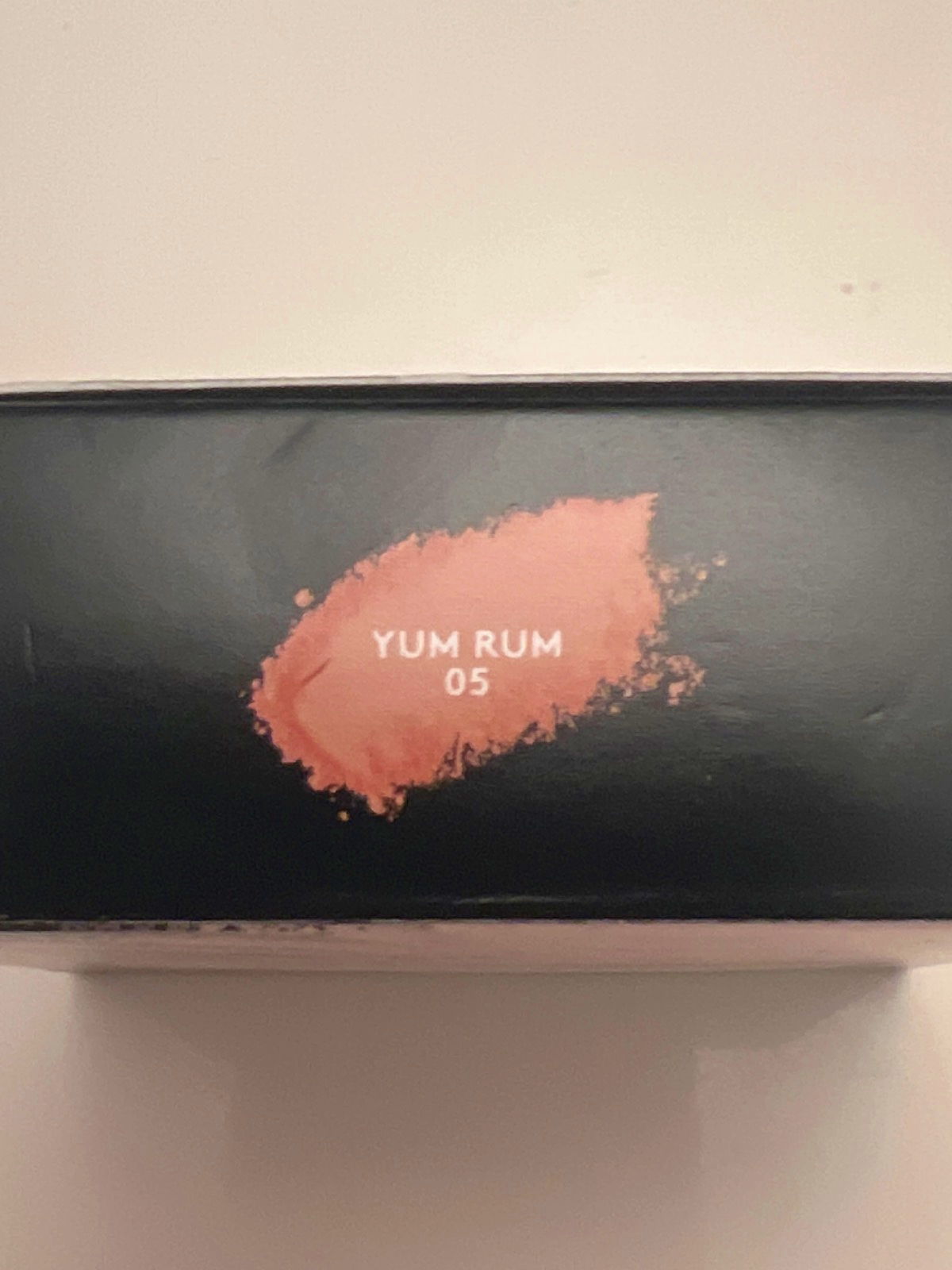 Fenty Beauty Light-Diffusing Highlighter Yum Rum 4.5g