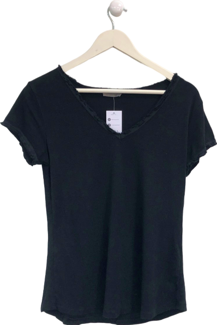 N°1 George Street Black V-Neck T-Shirt