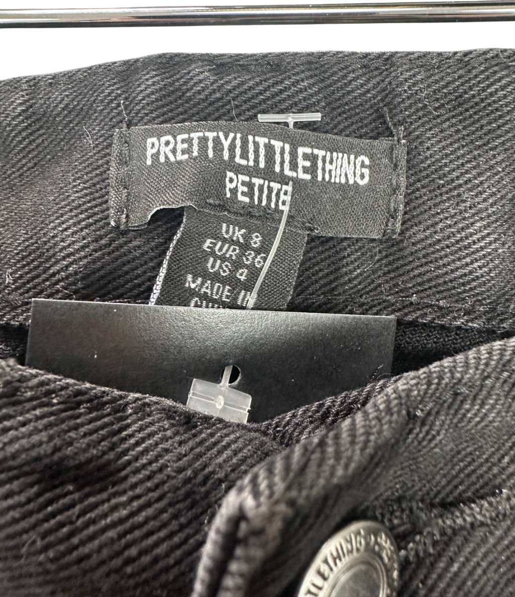 PrettyLittleThing Petite Black Long Leg Straight Jeans UK 8