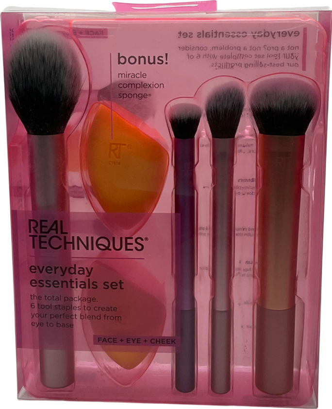 Real Techniques Everyday Essentials Makeup Brush & Sponge Set