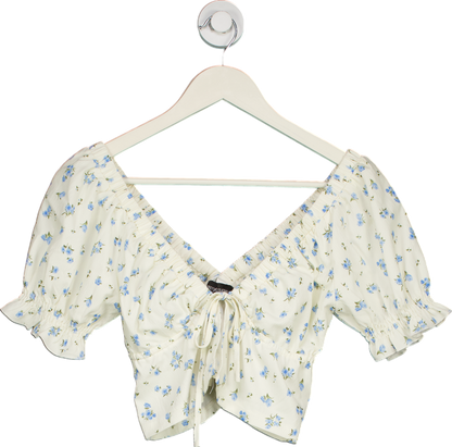 PrettyLittleThing White Floral Crop Top UK 6