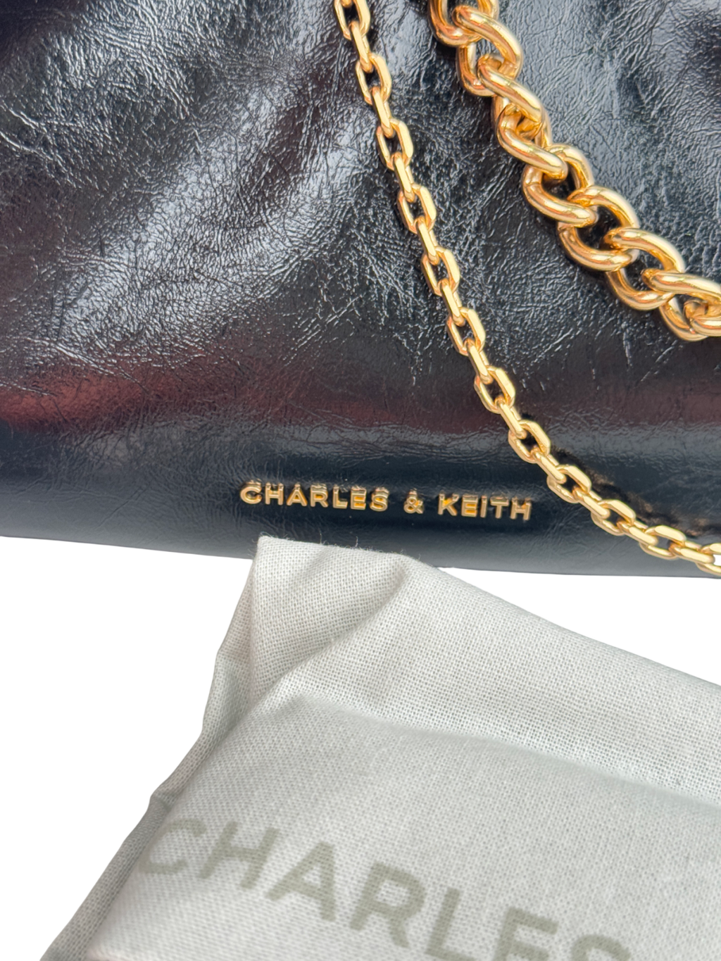 CHARLES & KEITH Black Atwood Chain-embellished Shoulder Bag - Noir