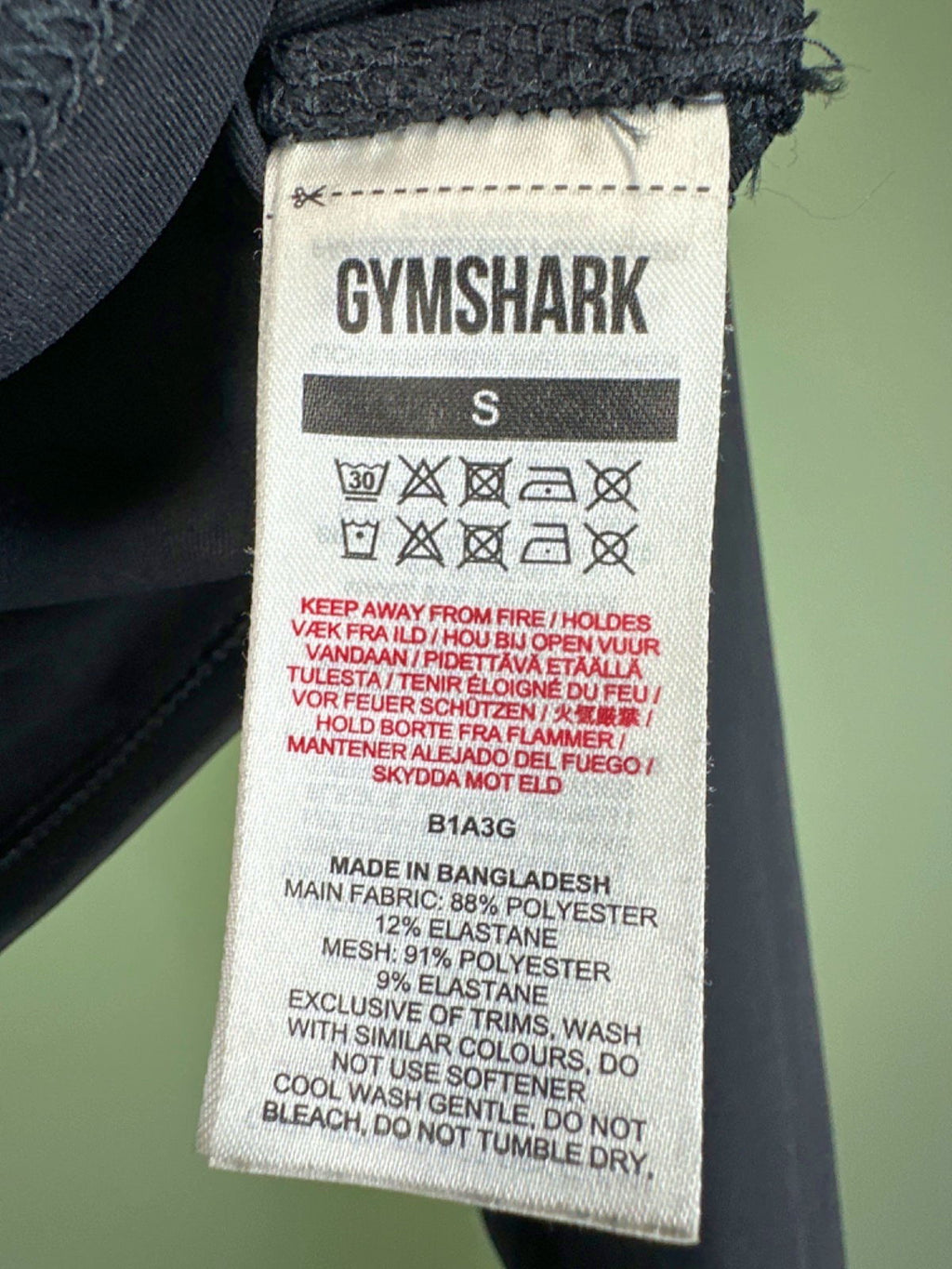 Gymshark Black Long Sleeve Crop Top UK S