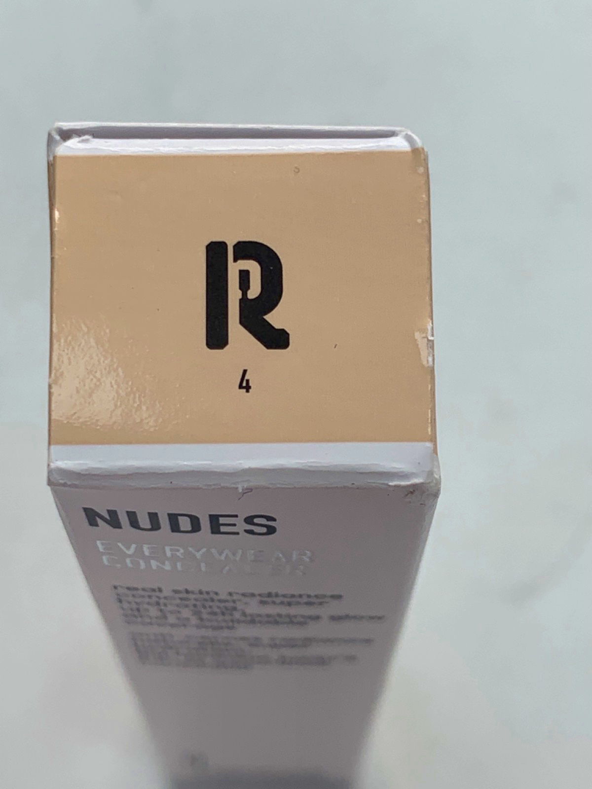 Rabanne Nudes Everywear Concealer 4 10 ml