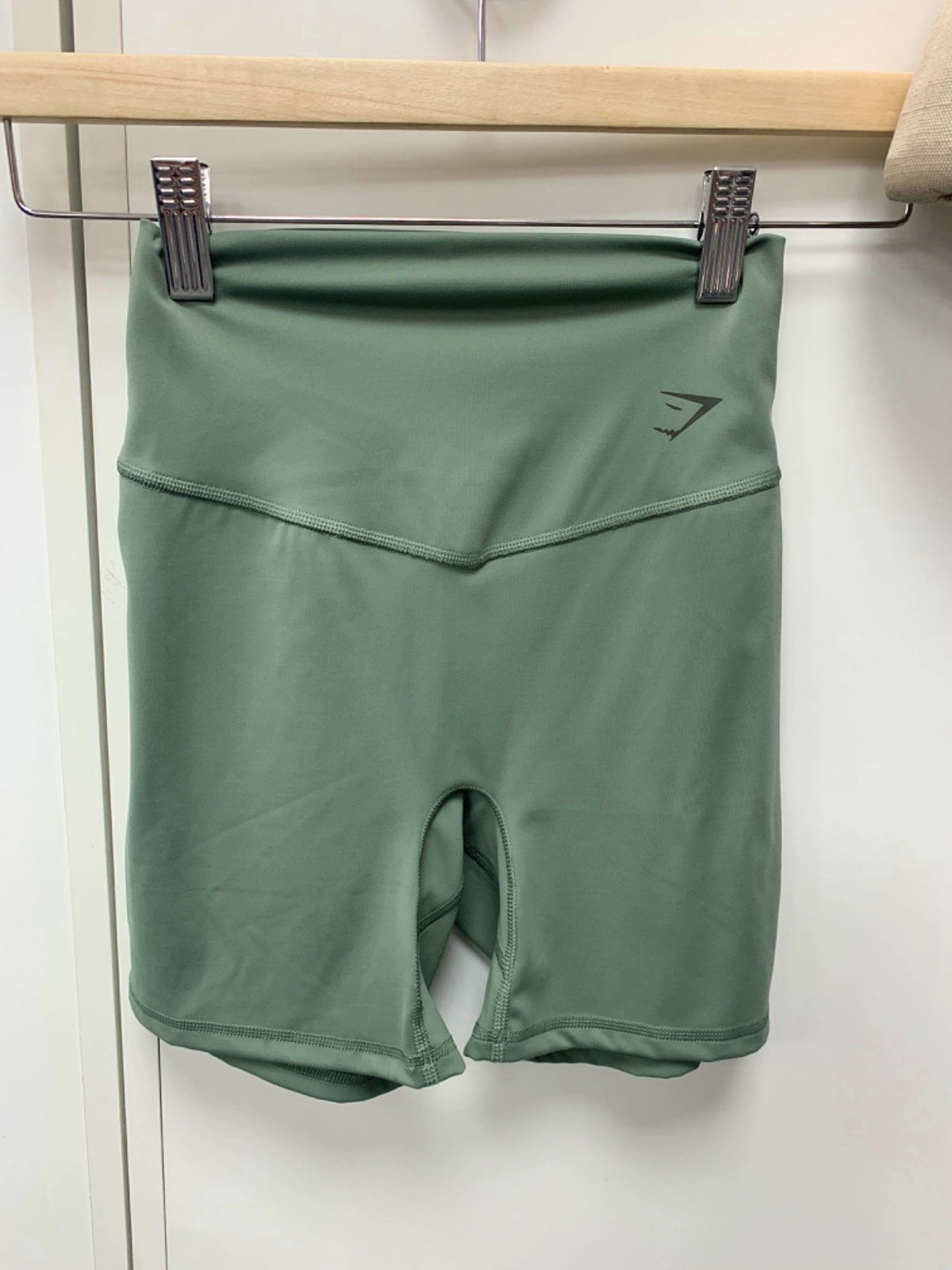 Gymshark Green Halter Neck Sports Bra and Shorts Set UK XS