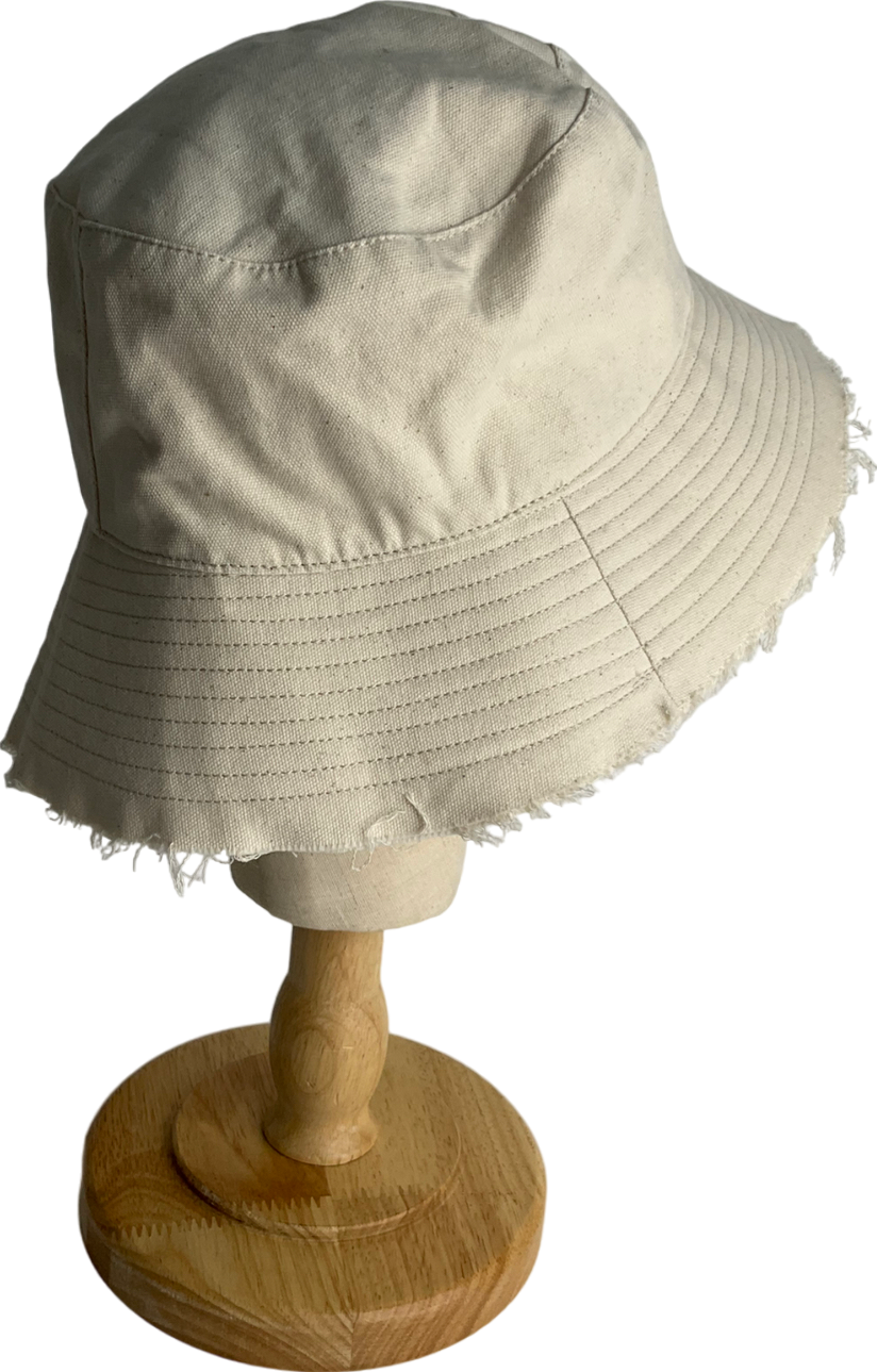 Bassike White Woven Canvas Bucket Hat One Size