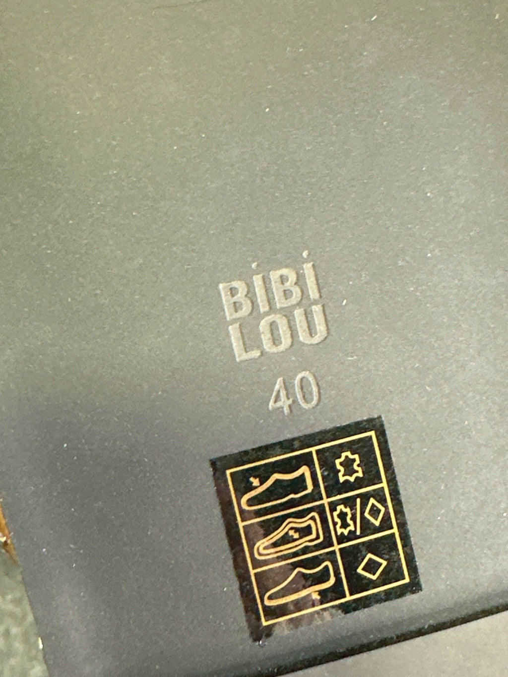 BiBi LOU Tan Studded Sandals UK 7 EU 40